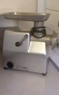 چرخ گوشت گیربکسی ایتالیایی اوماس سایز ۲۲
