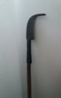 یک عدد شمشیر سامورایی یک متر و یک عدد ولی یا دره