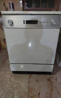 ماشین ظرفشویی ۱۴ نفره  FAVORIT 142 اصل