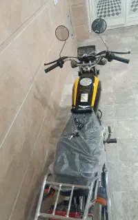 دو عدد موتور سیکلت رهرو و احسان