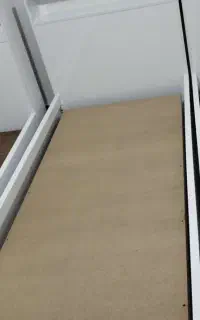 تخت یک نفره سفید