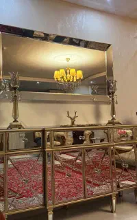 آینه کنسول و میزتی‌وی
