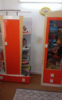 دو ویترین جادار