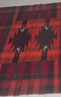 جاجیم دست بافت عشایر به ابعاد ۱۸۰ در ۱۸۰
