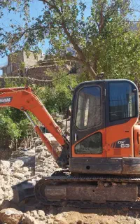 فروش مینی بیل زنجیری دوسان Dx63