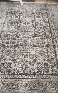 یک گلیم فرش 9متری
