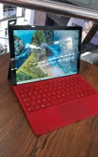 سرفیس پرو SURFACE PRO 7 صفحه نمایش لمسی و تبلت شو
