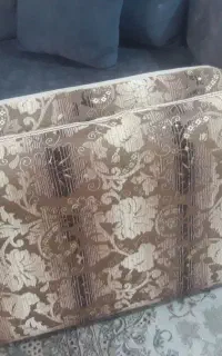 ۴ عدد پشتی