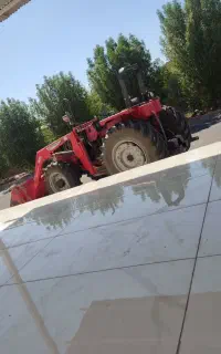 راننده لودر و  تراکتور هستم