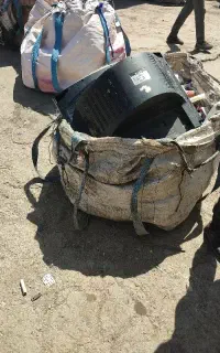 کارگر ساده برای کار در ضایعاتی