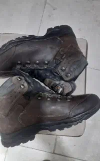 کفش کوهنوردی مارک مندل ..شماره ۴۱