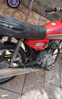 موتورسیکلت آیسان مدل ۸۲سنددار