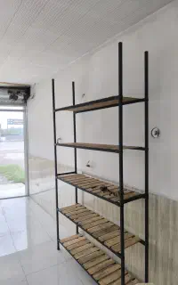 قفسه چوبی فلزی مدرن