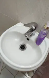 خدمات برقی و لوله کشی
