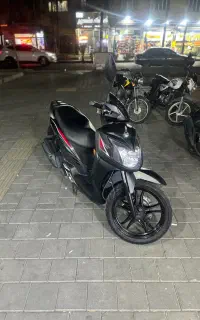 موتور سیکلت SYM گلکسی SR200 مشکی