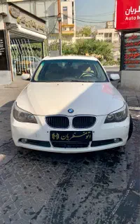 بی ام و ۵۲۰ مدل ۲۰۰۵