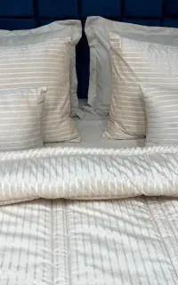 رو تختی  دونفره نو نو اصلا باز نشده تولید دارم