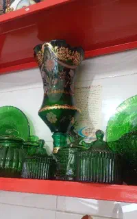 شیشه بلور  رنگی