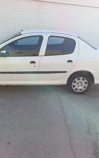 پژو206صندوقدار