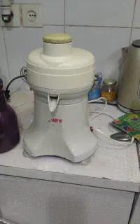 آبمیوه گیر سالم درجه یک پارس ۵ میلیون