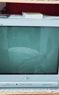تلویزیون ۲۱ اینچ LG  و مانیتور سامسونگ