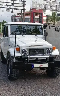 تویوتا لندکروزر دو اف