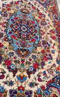 ۴عددفرش ۶متری  دستباف سالاری بانخ هریس وسه متن