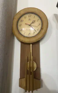 ساعت دیواری