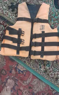 جلبقه نجات700ت