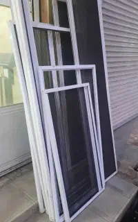 تولیدوتعمیر پنجره توری پلیسه کشویی با کمترین قیمت