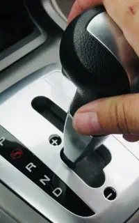 آموزش رانندگی با ماشین اتومات