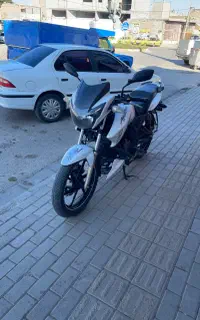 اپاچی ۱۸۰نیوفیس