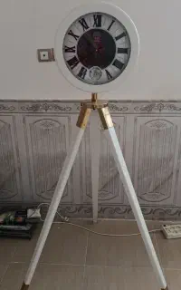 ساعت ایستاده