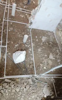 تخریب و لوله کشی