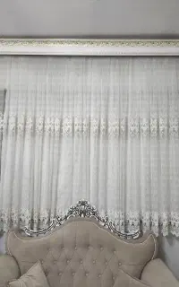 سه عددپرده با طول ۱۸۰وعرض ۲/۳۰ سالم