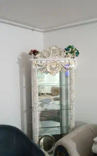 ساعت و وسایل