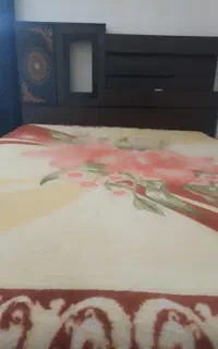 تخت دونفره