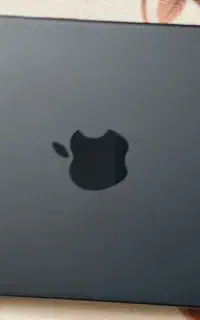 ایفون ۱۶ نرمال