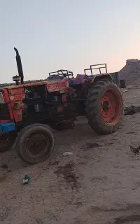 تراکتور رومانی مدل57
