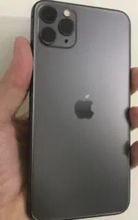 آیفون 11pro maxپلمپ در حد نو حافظ۲۵۶بدون خط و خش