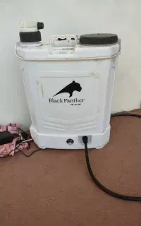 علف زن و سمپاشی هورمون