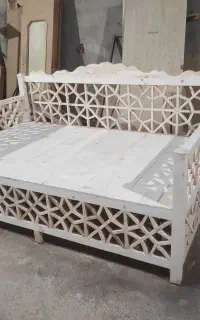 تخت سنتی تمام چوب بدون رنگ