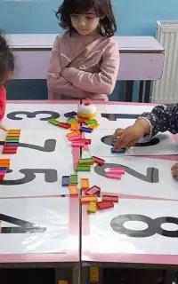 آموزش زبان انگلیسی کودک و نوجوان (۲ تا ۱۸ سال)