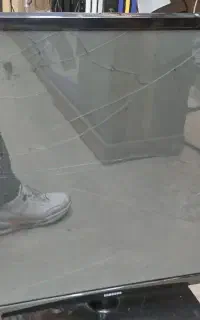 تلوزیون پلاسما شکسته