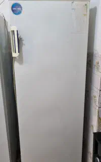 یخچال فریزر با برفک برند آزمایش