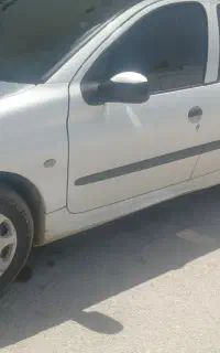 ۲۰۶اس دی وی۸