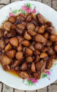 سیر ترشی خوشمزه و مرغوب درجه یک