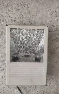 پرژکتور ۱۵۰ وات
