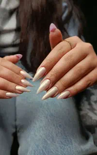کاشت ناخن