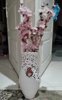 گل و گلدان